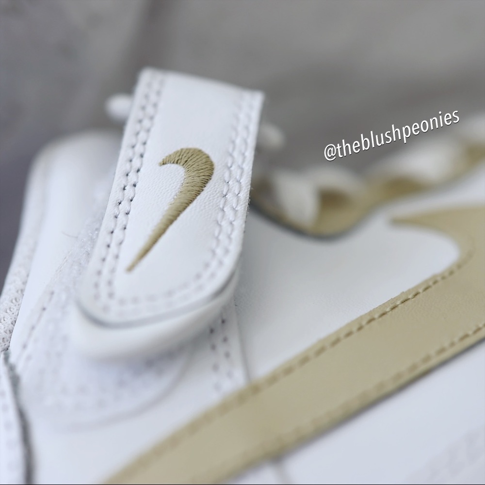 Nike Custom Air Force 1 Mid NWT - Picture 7 of 8